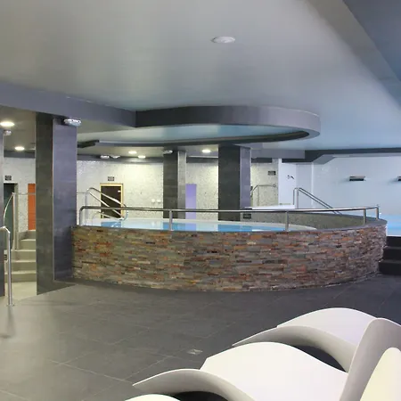 & Jacetania Aparthotel