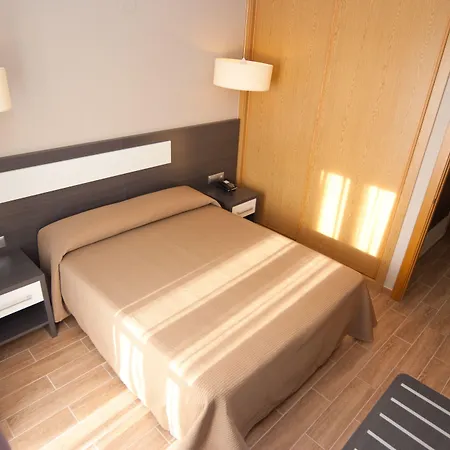 Aparthotel & Jacetania 3*