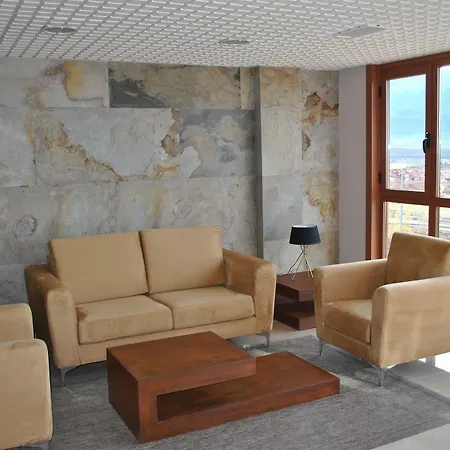 Apart Otel & Jacetania Jaca