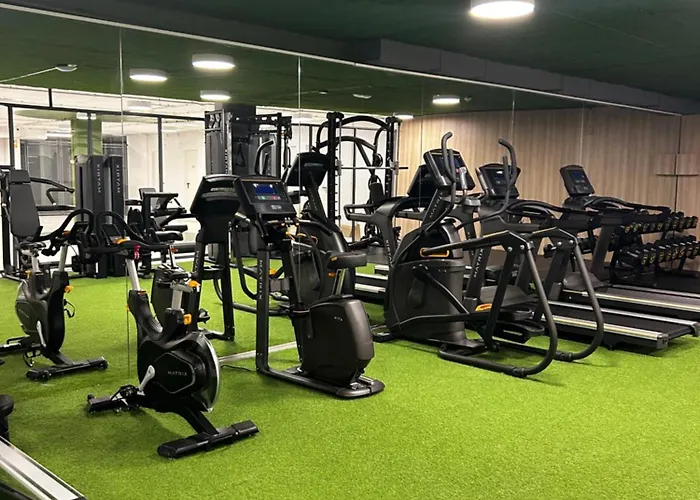 Ξενοδοχείο με διαμερίσματα & Jacetania 3*