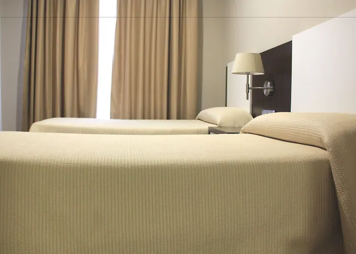 & Jacetania 3* Χάκα