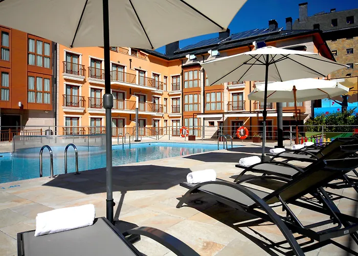 Lägenhetshotell & Jacetania 3*