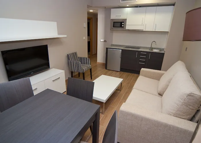 & Jacetania Ξενοδοχείο με διαμερίσματα Χάκα