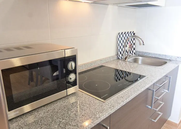 Ξενοδοχείο με διαμερίσματα & Jacetania Χάκα