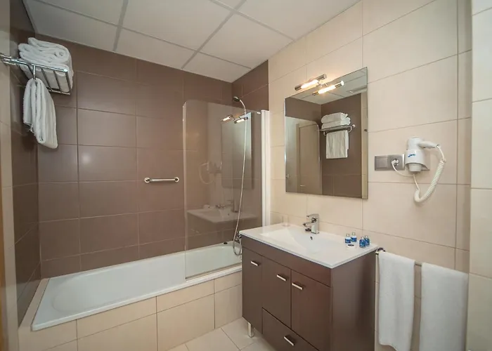 & Jacetania Ξενοδοχείο με διαμερίσματα 3*